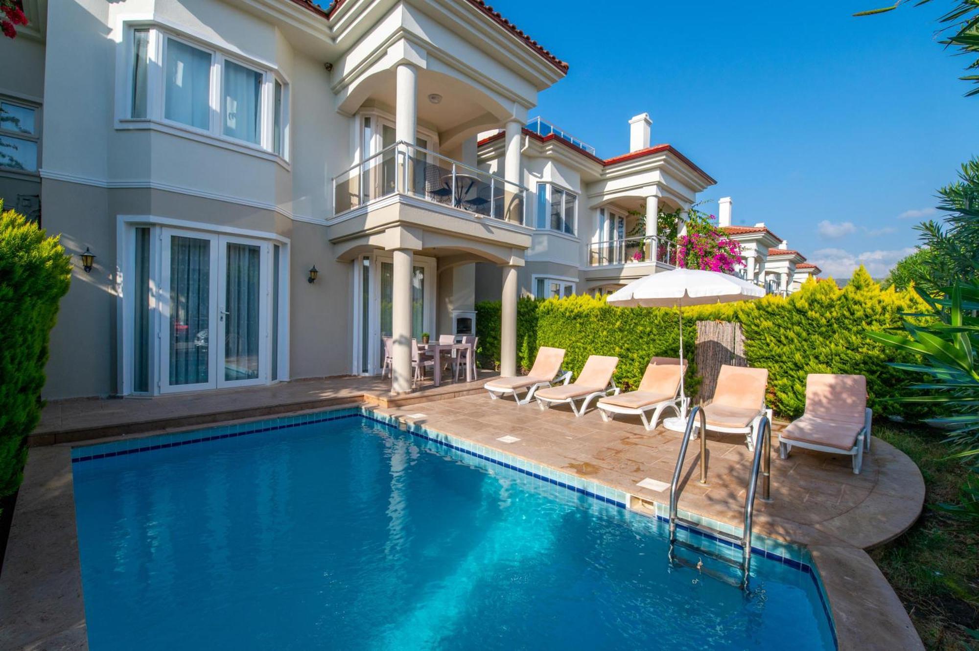 Sunset Beach Resort Aqua Lettings Fethiye Extérieur photo