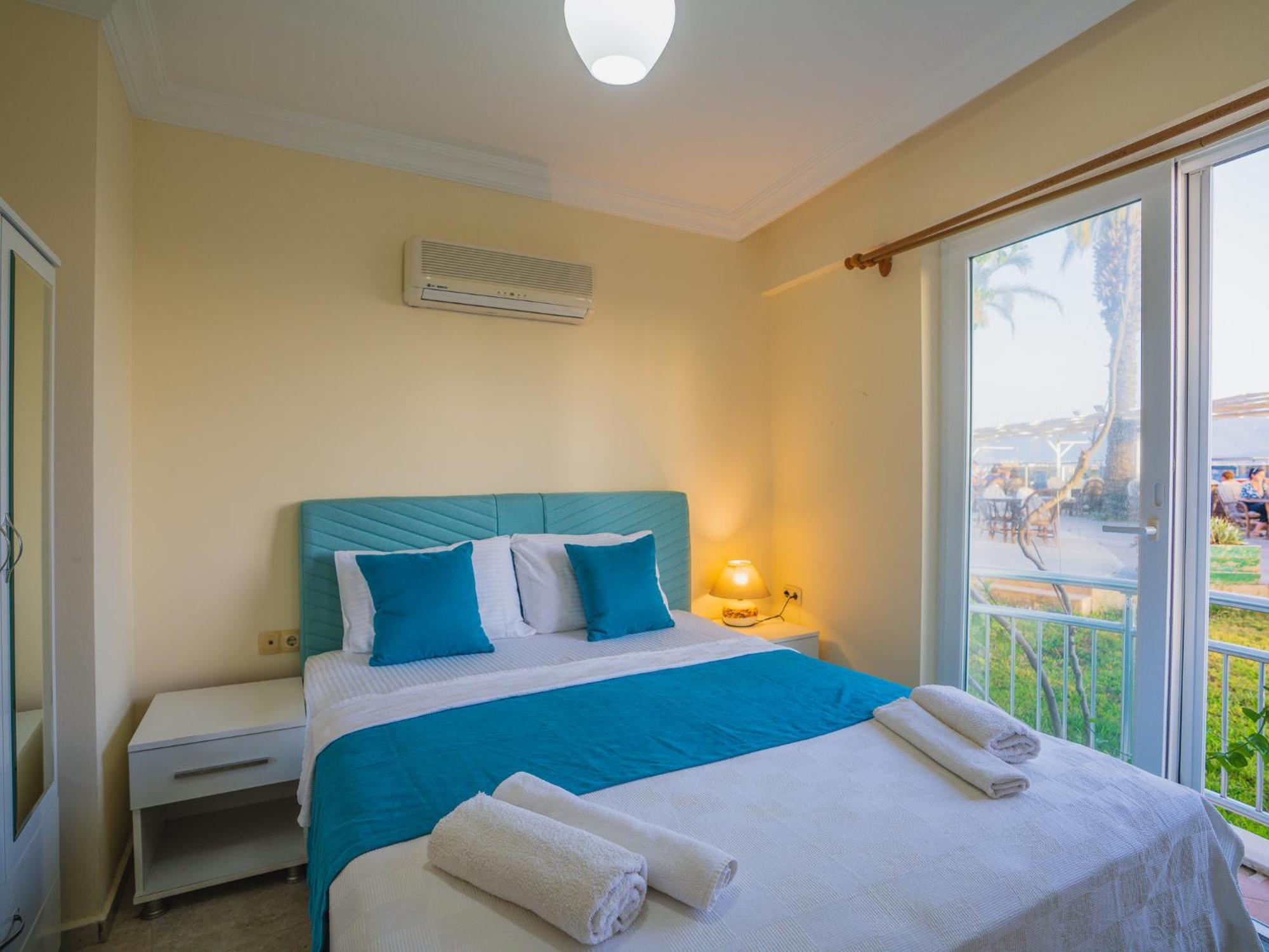 Sunset Beach Resort Aqua Lettings Fethiye Extérieur photo