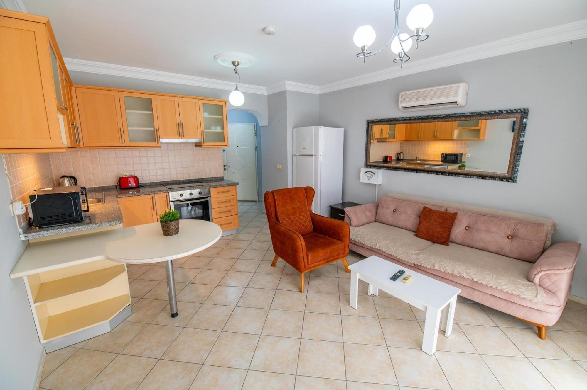 Sunset Beach Resort Aqua Lettings Fethiye Extérieur photo