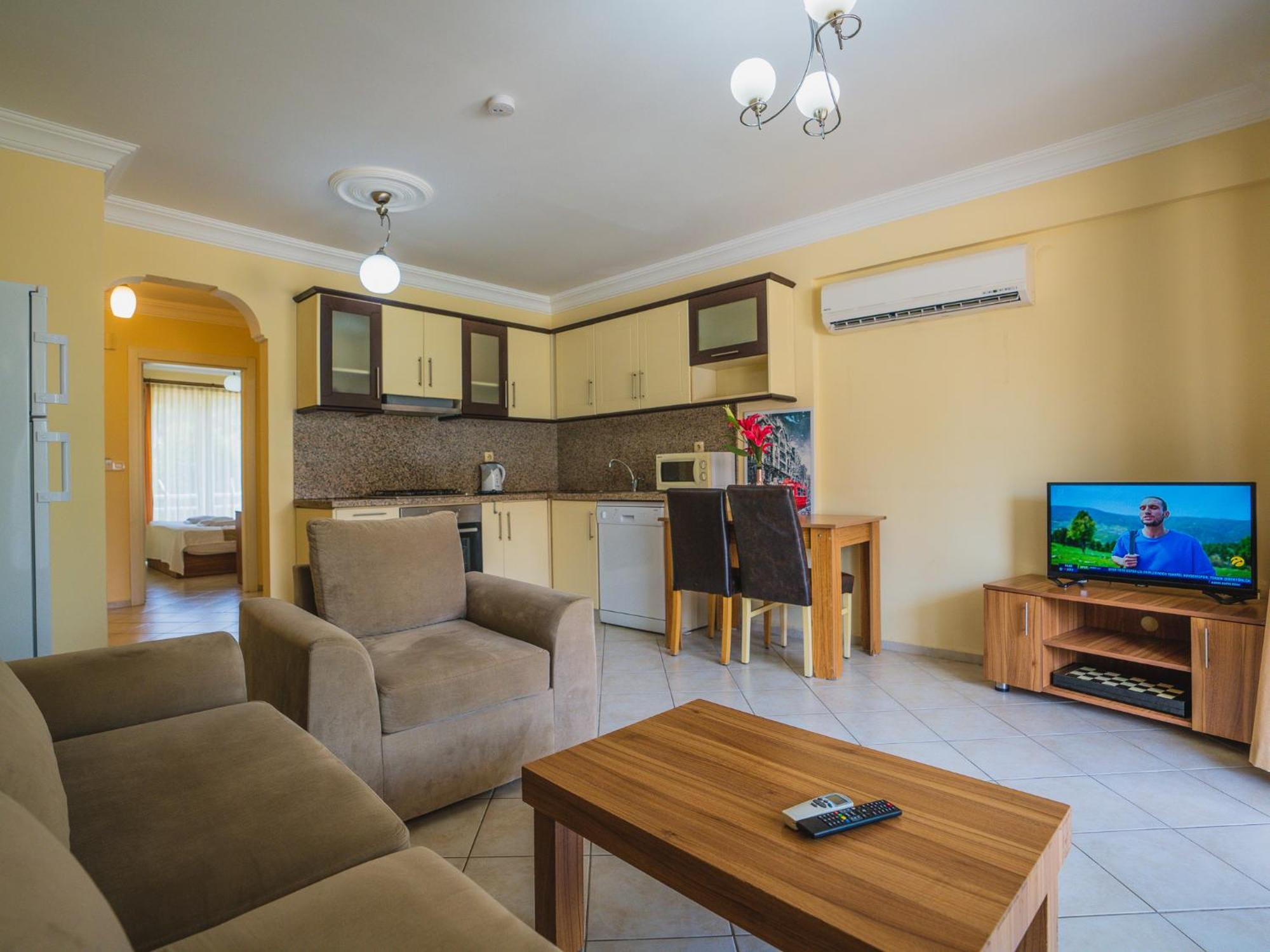 Sunset Beach Resort Aqua Lettings Fethiye Extérieur photo
