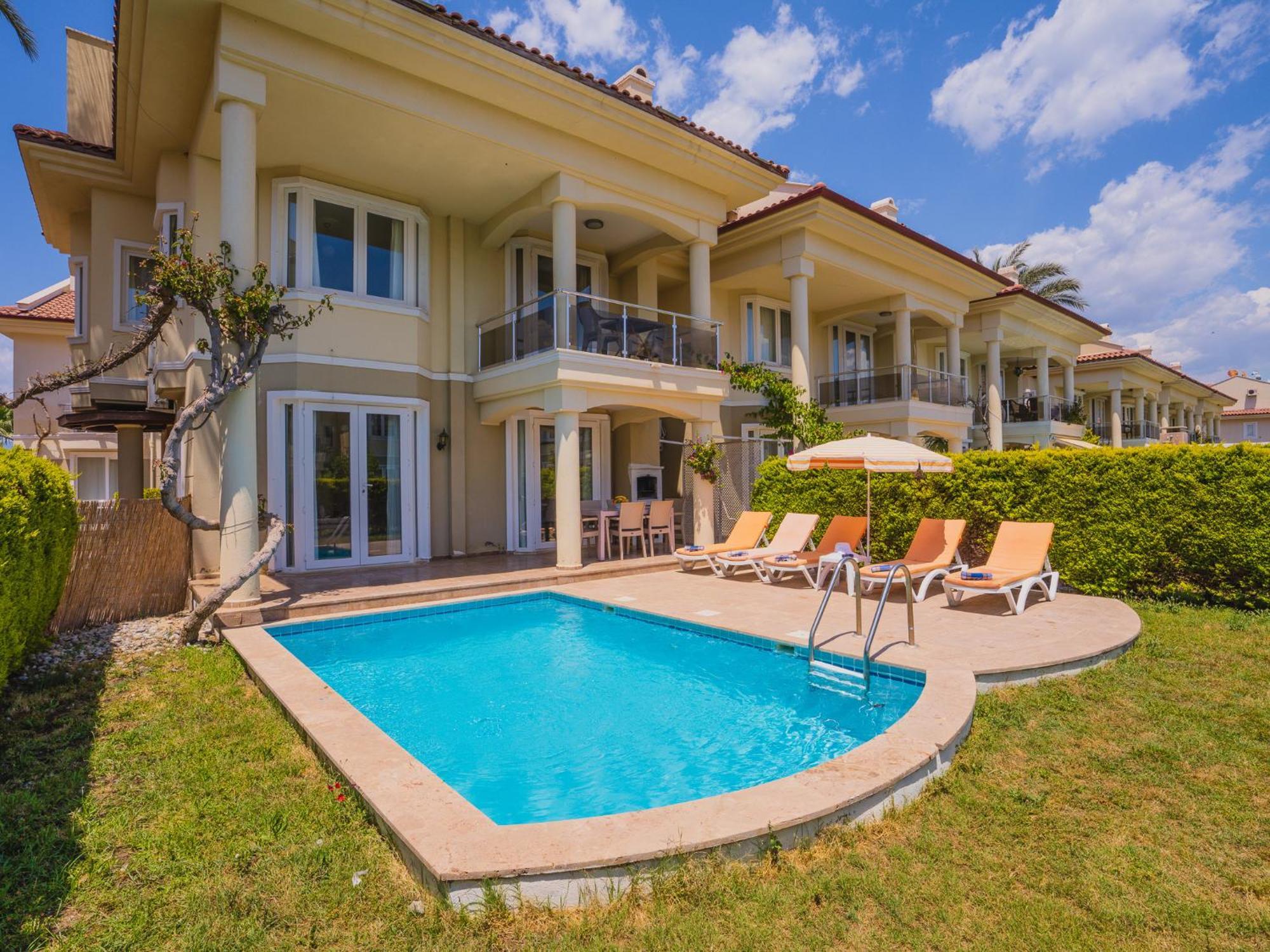 Sunset Beach Resort Aqua Lettings Fethiye Extérieur photo