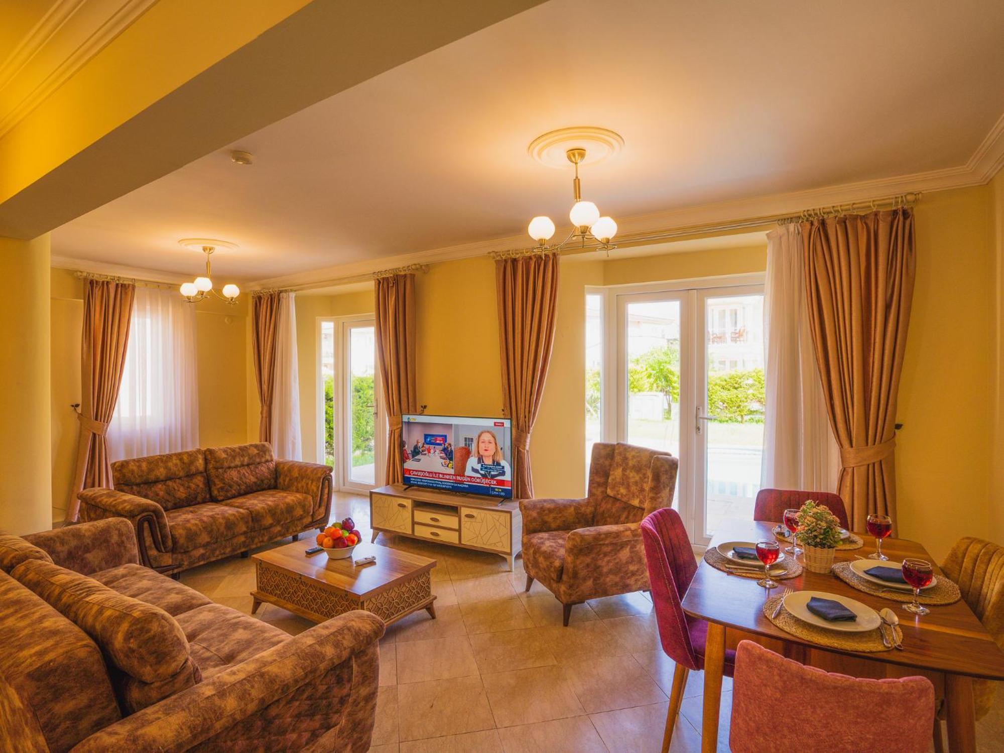Sunset Beach Resort Aqua Lettings Fethiye Extérieur photo